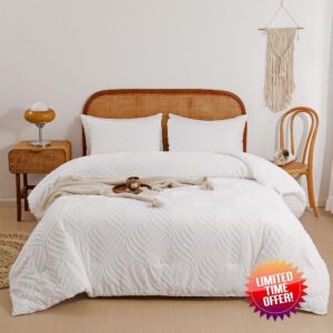 Louifila Comforters Queen Size White Tufted Queen Comforter Boho Bedding Aesthetic Queen Comforter Set - All Season Reversible Down Alternative Lightweight and Fluffy Bedding Sets Queen