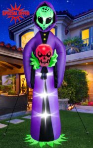 Anroog Halloween Inflatable Alien Holding Skeleton Halloween Blow Up Inflatable Yard Decorations with LED Lights for Yard