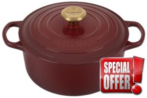 Le Creuset Enameled Cast Iron Signature Round Dutch Oven