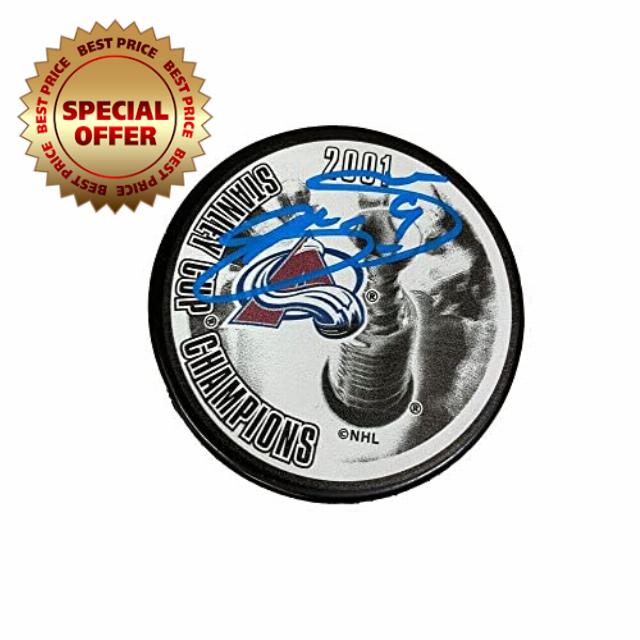 Joe Sakic Signed Colorado Avalanche 2001 Stanley Cup Champions Puck - Autographed NHL Pucks