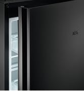 AEG RCB732E4MG Freestanding Fridge Freezer, TwinTech Frost Free, 302 liters, Black, Noise level: ...