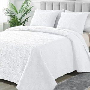 Quilted Bedspread for All Season