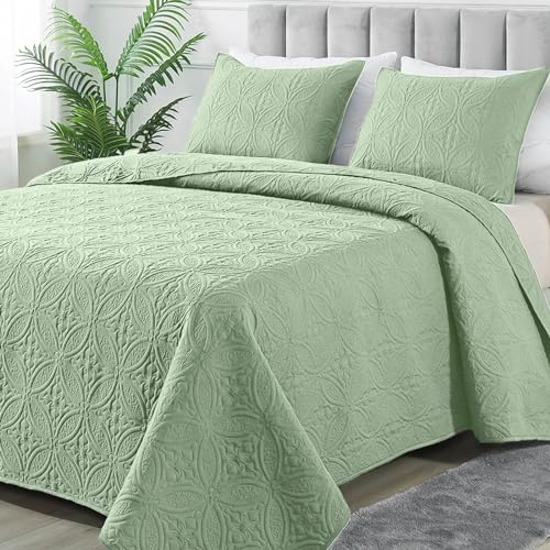 Quilted Bedspread for All Season