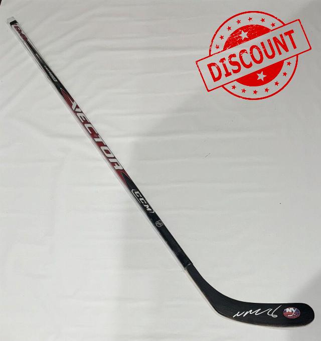 Noah Dobson Signed Full Size Hockey Stick New York Islanders Proof Jsa Coa - Autographed NHL Sticks