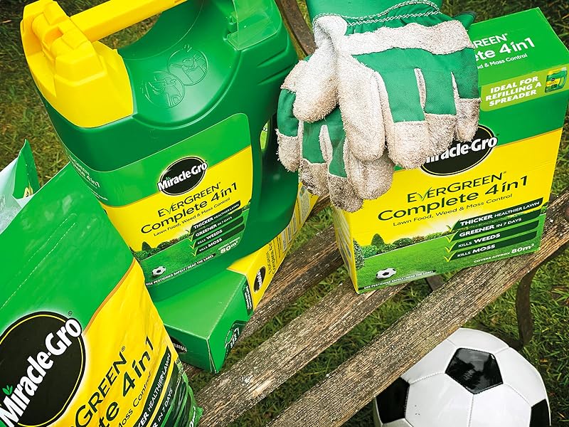 Miracle-Gro EverGreen Complete 4 in 1 range