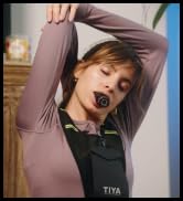 TIYA Hydration Running Vest Phone Holder