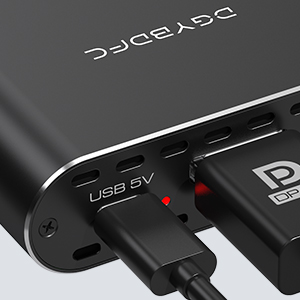 Displayport 1 in 2 out
