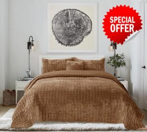 3 Pieces Luxurious Velvet Oversized King Quilts Set 120x128 Bedspread Coverlet Quilted Bedding Set with 2 Pillow Shams 20x36 Ultra Soft Comforter for All Season