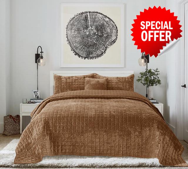 3 Pieces Luxurious Velvet Oversized King Quilts Set 120x128 Bedspread Coverlet Quilted Bedding Set with 2 Pillow Shams 20x36 Ultra Soft Comforter for All Season