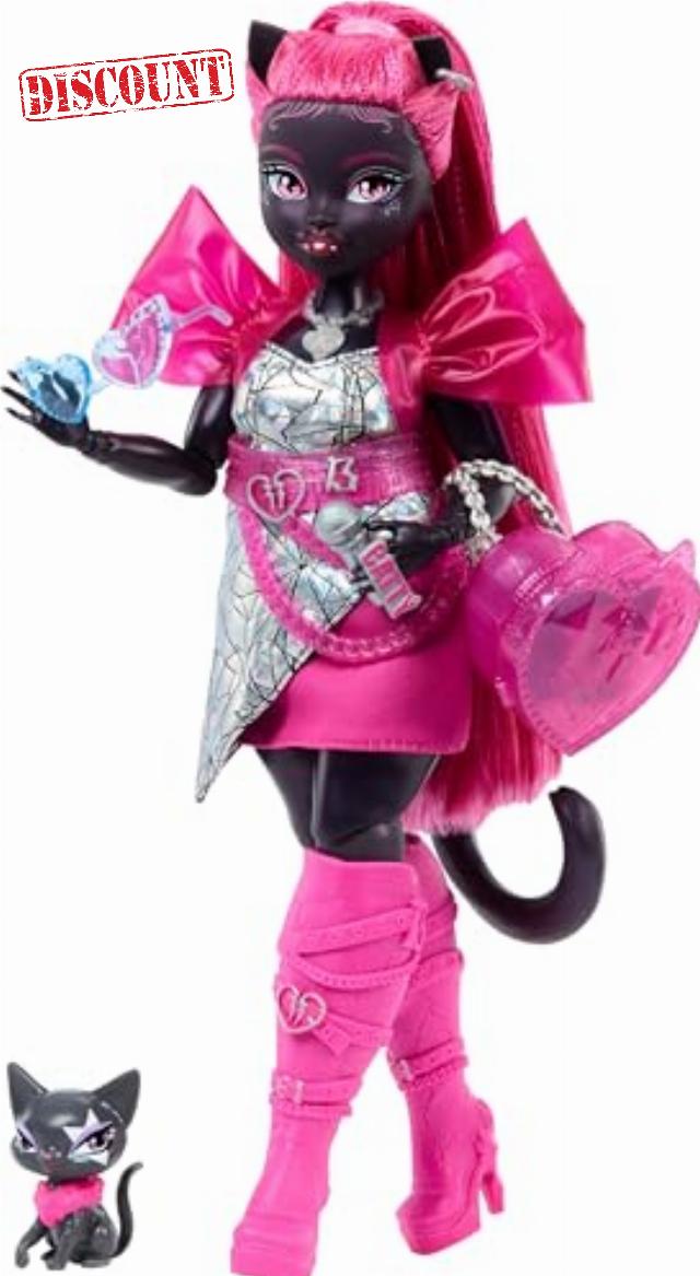 Monster High Catty Noir Doll with Pet Cat Amulette and Accessories like Backpack