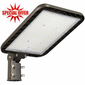 LED Parking Lot Light 300W 45000LM 5000K Quick Installation Slip Fitter Shoebox Pole Lights Outdoor IP65 Waterproof 120-277V 150LM/W Commercial Street Area Lighting for Parking Lot