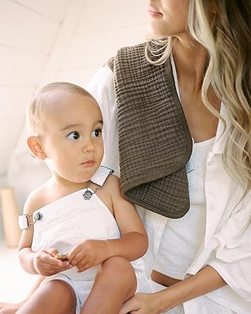 Oilo Dainty Floral' & 'Sea Moss' Sage Green Stripe - Muslin Bib 2-Pack
