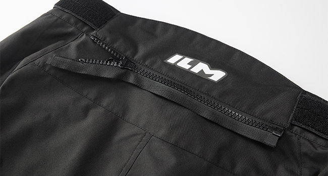 the pants feature a rear waist zipper that allows seamless attachment to your riding jackets.