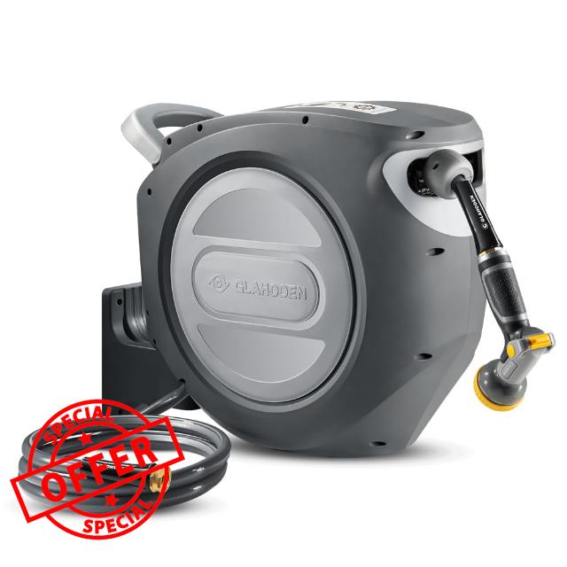 Retractable Garden Hose Reel 5/8 in x 100 ft Metal Bracket