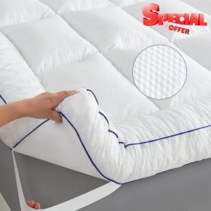 WhatsBedding 4 Inch Memory Foam Mattress Topper Queen Size