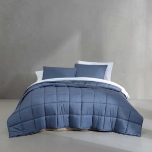 Reversible Bedding with Matching Bed Sheets