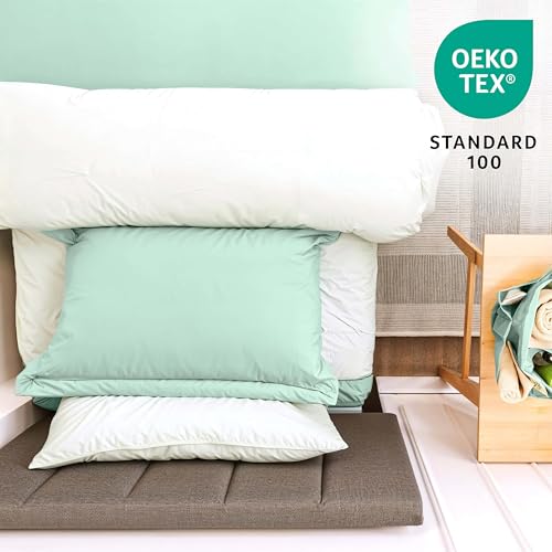 Towels and Organizers - All Dorm Accessories Included