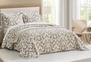 Jacquard Matelasse Floral Damask Design