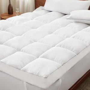 Filled with Breathable Memory Foam Pillow Topper