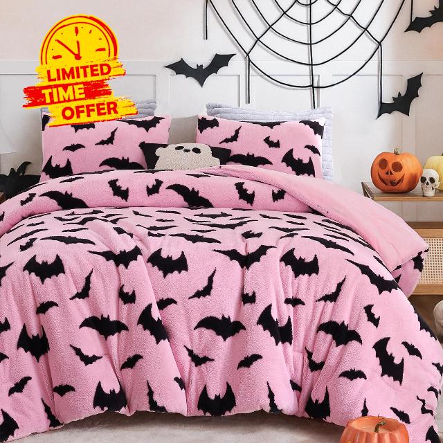 weigelia Halloween Comforter Set Queen Size – 3-Piece Pink Bat Halloween Theme Comforter Soft Velvet Lightweight Bedding Set (1 Queen Comforter + 2 Pillowcases)