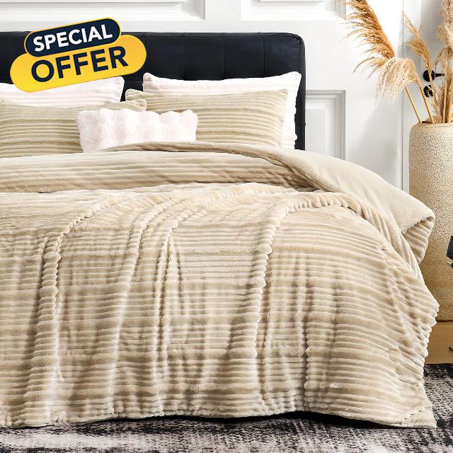 Amélie Home Fleece King Size Comforter Set Beige