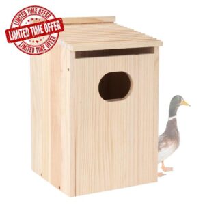 Cedar Wood Duck House for Outside