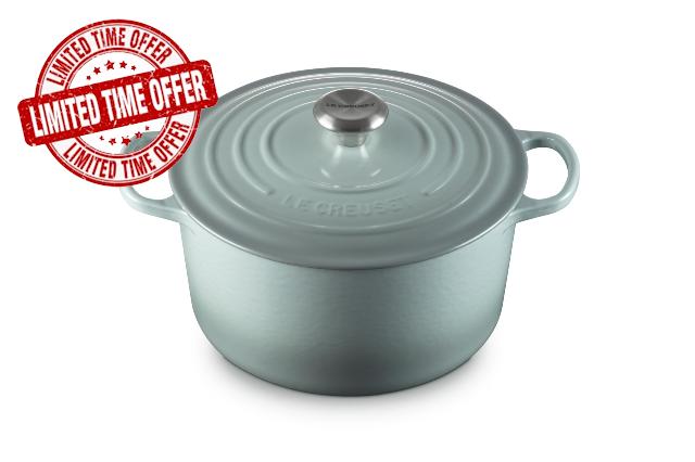 Le Creuset Enameled Cast Iron Signature Deep Round Oven