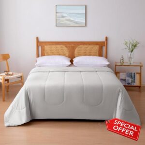 Amazon Basics Cooling Comforter