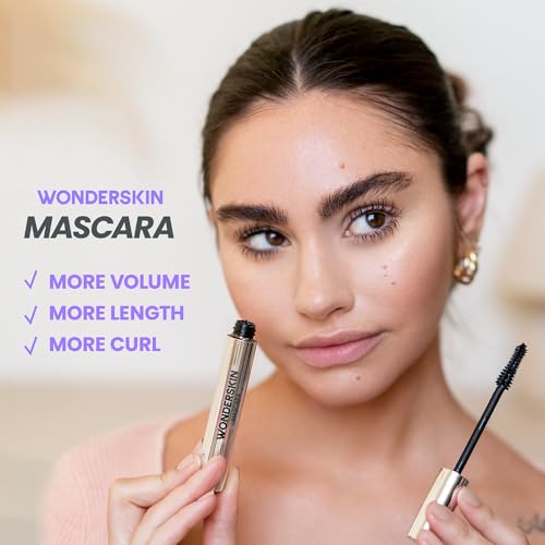 Volumizing & Smudge Proof Lash Makeup