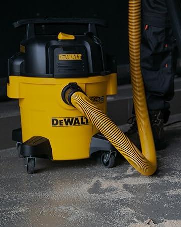 shop vacuum
