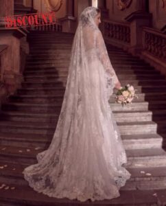 Glitopper Cathedral Wedding Veil with Vintage Lace Trim
