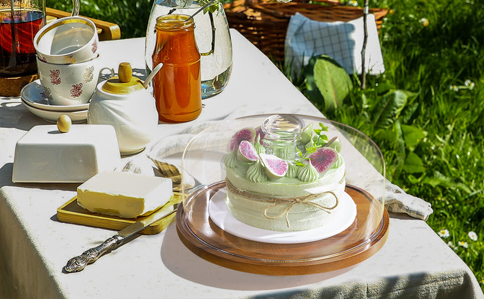 cake stand
