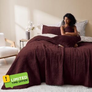 Wonderful Velvet Quilt Set