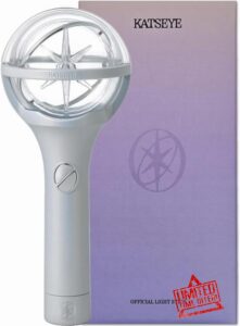 KATSEYE Official Lightstick + Photocard Se