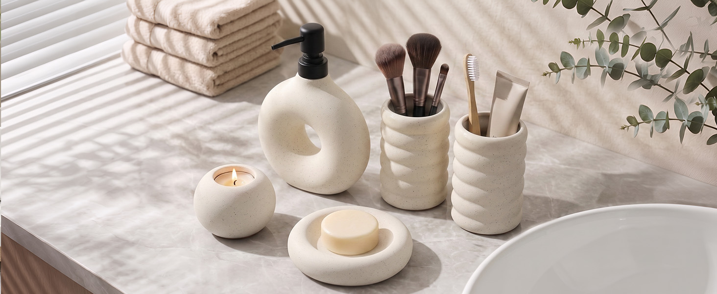 Bathroom Accessories Set