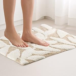Image of absorbent bath mats quick dry, shower rugs for bathroom floor, cute bathroom rugs.