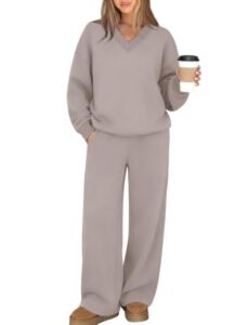 airport travel outfit