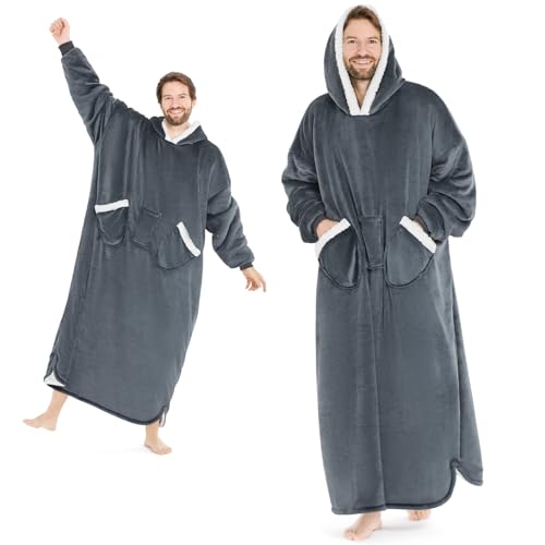 Giant Hood Pockets & Sleeves