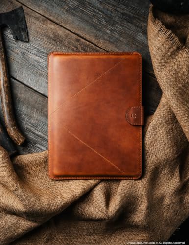 hidden tracker pocket; handcrafted wool lining guards screen and body; office