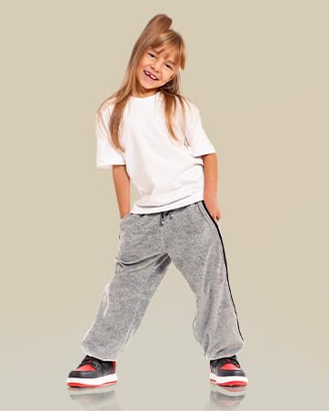 girls sneakers