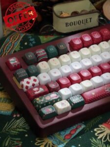 PBT Keycaps Christmas Tale Red Green Cute MX-Compatible Key Cap                                                          145 Keys